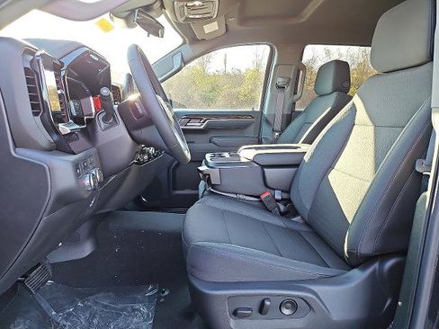 New 2026 GMC Sierra 1500 Elevation image 10