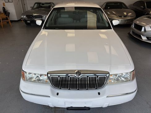 Used 2002 Mercury Grand Marquis GS RWD image 2