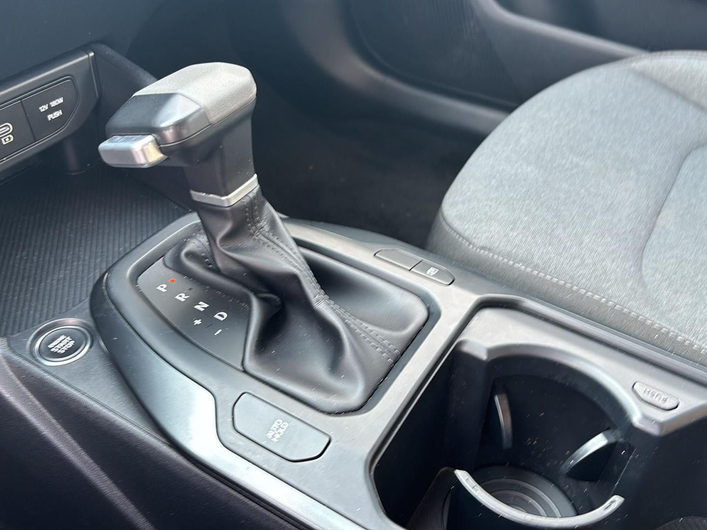 Used 2025 Kia K4 FWD image 19