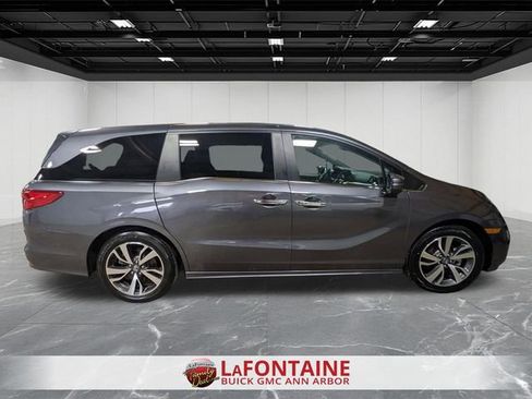 Used 2023 Honda Odyssey Touring image 6