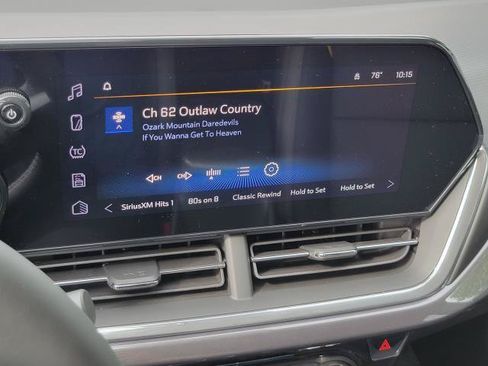 New 2026 Chevrolet Trax ACTIV w/ Driver Confidence Package FWD image 19
