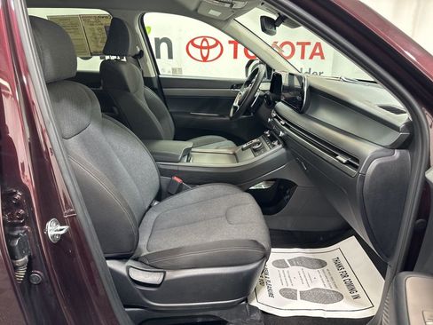 Used 2024 Hyundai Palisade SE image 10