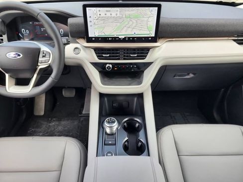 New 2026 Ford Explorer Active w/ Active Comfort Package AWD/4WD image 14