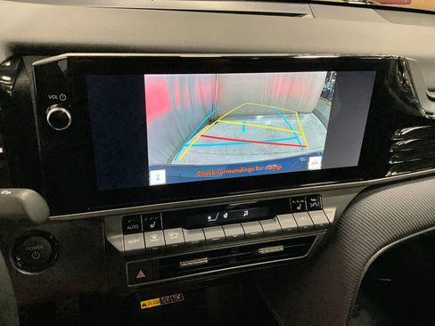 Used 2025 Toyota Camry SE w/ Multimedia Upgrade Package FWD image 22