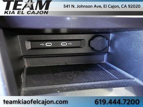 Used 2023 Volkswagen Tiguan SE image 29