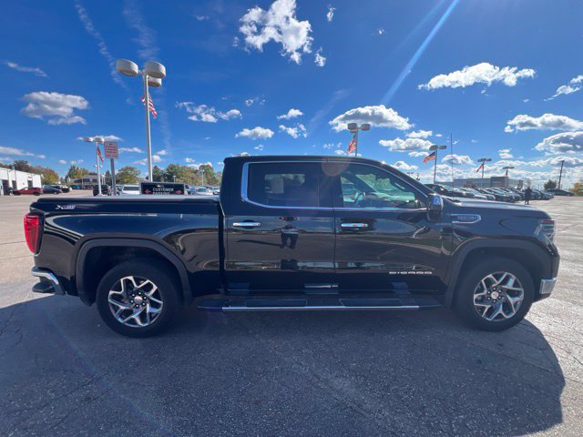 Used 2024 GMC Sierra 1500 SLT w/ SLT Premium Plus Package AWD/4WD image 4