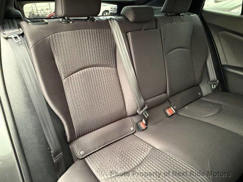 Used 2017 Toyota Prius image 14