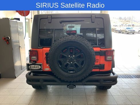 Used 2015 Jeep Wrangler Sport image 12