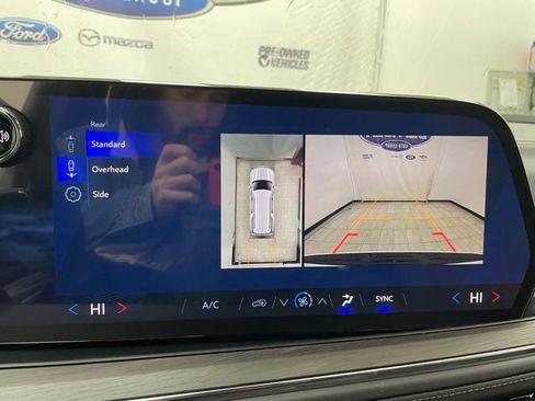 New 2026 Chevrolet Suburban LS image 5