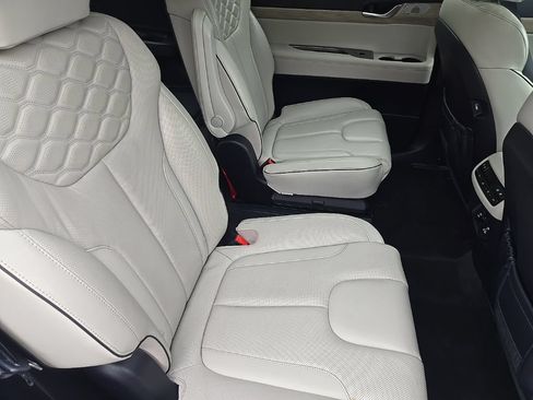 Certified 2021 Hyundai Palisade Limited AWD/4WD image 33