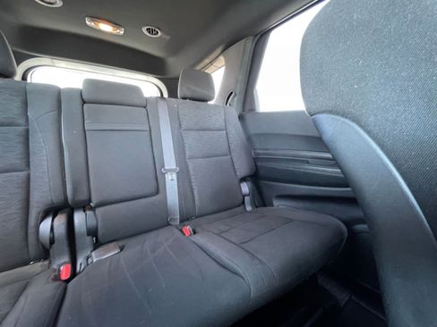 Used 2024 Dodge Durango SXT image 37