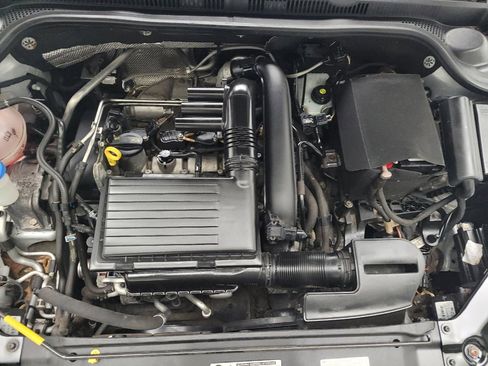Used 2017 Volkswagen Jetta SE FWD image 30