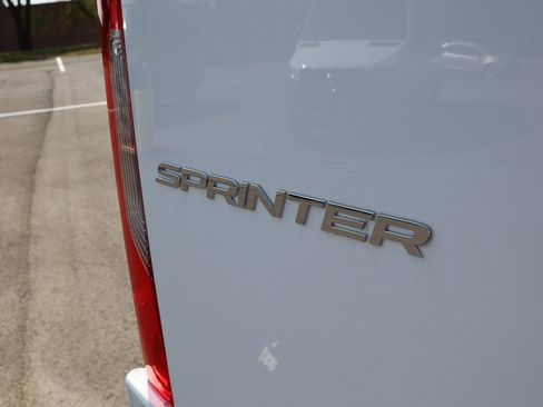 Used 2024 Mercedes-Benz Sprinter 3500 image 12