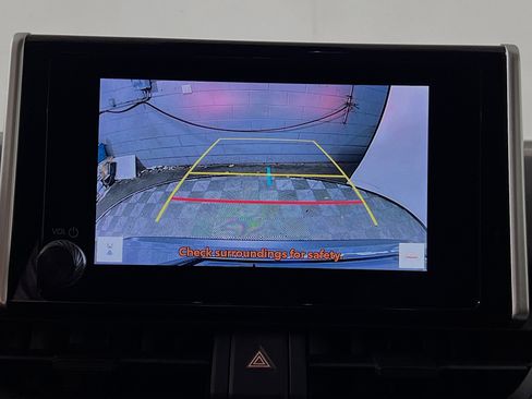 Used 2024 Toyota RAV4 LE FWD image 28