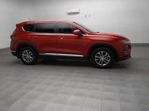 Used 2020 Hyundai Santa Fe SE image 11