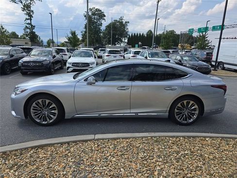 Used 2023 Lexus LS 500 AWD w/ Interior Upgrade Package image 7