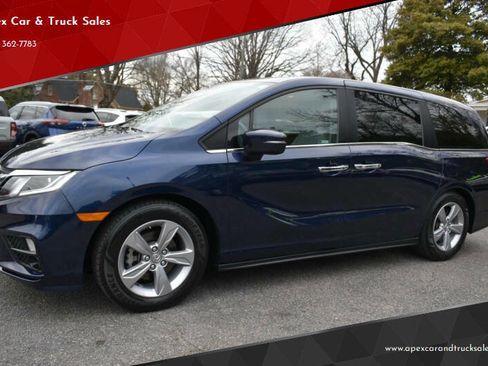 Used 2020 Honda Odyssey EX image 1