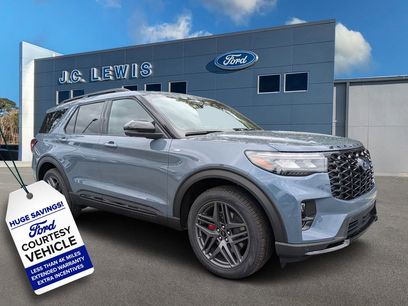 New 2026 Ford Explorer ST-Line w/ ST-Line Street Pack