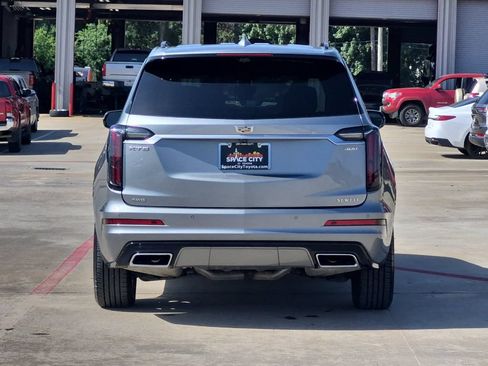 Used 2023 Cadillac XT6 Sport w/ Technology Package AWD/4WD image 5
