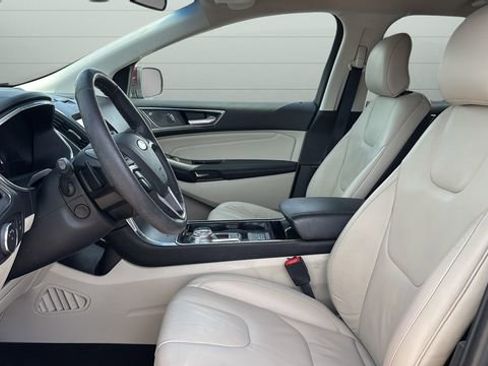 Used 2019 Ford Edge Titanium w/ Cold Weather Package AWD/4WD image 20
