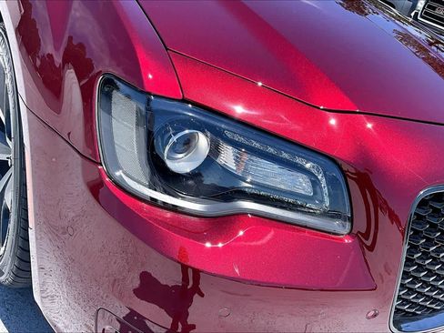 Used 2023 Chrysler 300 Touring L RWD image 27