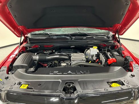 Used 2021 RAM 1500 Big Horn AWD/4WD image 32