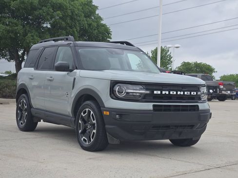 Used 2023 Ford Bronco Sport Outer Banks AWD/4WD image 3