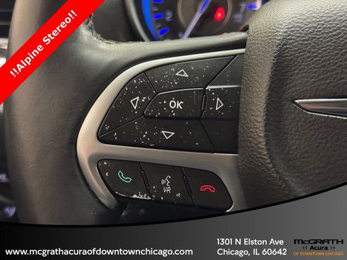 Used 2015 Chrysler 300 C RWD image 21