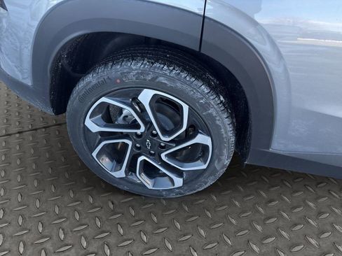 New 2026 Chevrolet Trax RS w/ Sunroof Package image 20