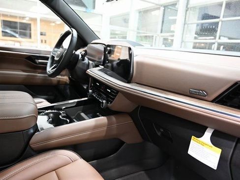 New 2026 Chevrolet Tahoe High Country w/ LPO, Illumination Package image 17