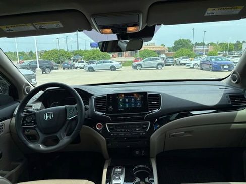 Used 2021 Honda Pilot Touring image 30