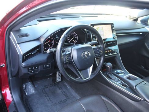 Used 2019 Toyota Avalon Touring w/ Preferred Accessory Package FWD image 20