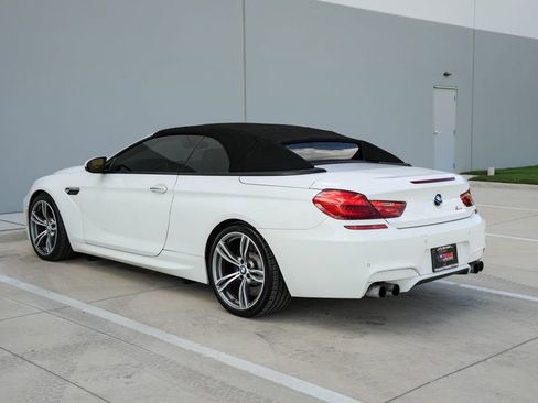 Used 2012 BMW M6 Convertible RWD image 29