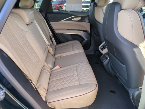 Certified 2024 Cadillac Lyriq Sport w/ Nappa Leather Package image 27