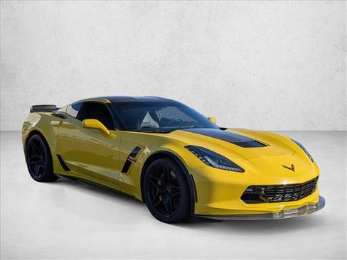 Used 2017 Chevrolet Corvette Grand Sport RWD image 3