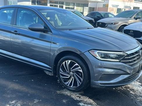 Used 2020 Volkswagen Jetta SEL image 4