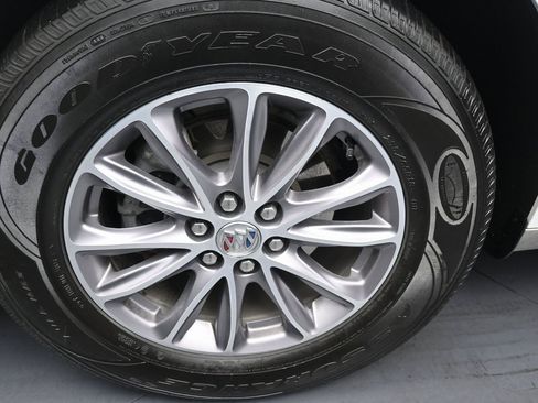 Used 2024 Buick Enclave Premium image 47