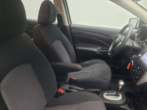 Used 2019 Nissan Versa SV FWD image 21