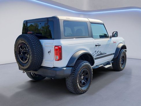 Used 2022 Ford Bronco Big Bend w/ Sasquatch Package AWD/4WD image 3
