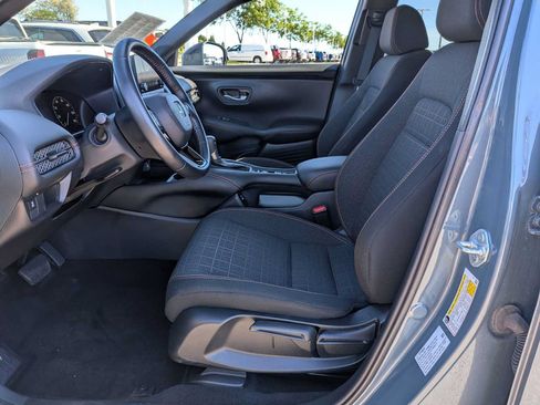 Certified 2025 Honda HR-V Sport image 15