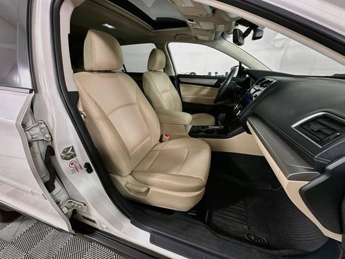 Used 2019 Subaru Outback 2.5i Premium w/ Popular Package #2 AWD/4WD image 35
