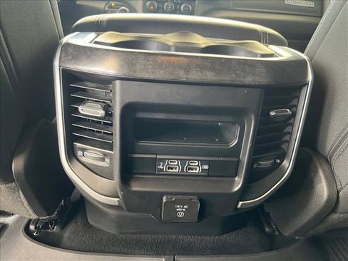 Used 2020 RAM 1500 Big Horn AWD/4WD image 19