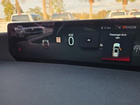 Certified 2025 Ford Expedition Max Active image 3