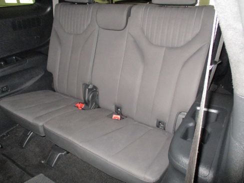 Used 2024 Hyundai Palisade Calligraphy image 12