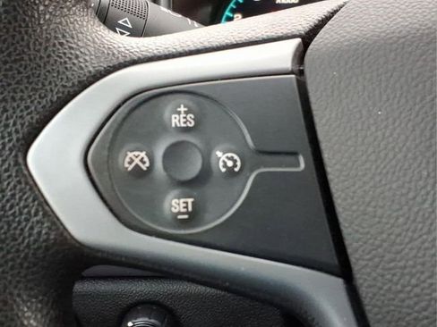 Used 2021 Chevrolet Colorado W/T w/ Custom Special Edition image 23