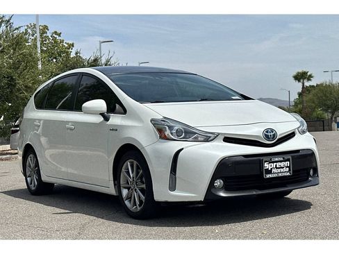 Used 2016 Toyota Prius V Five w/ Advanced Technology Package FWD image 8