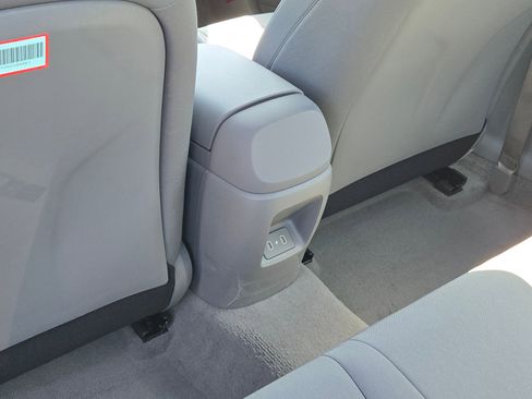 New 2025 Hyundai Elantra SEL image 12