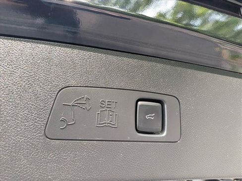 Certified 2022 Lincoln Corsair AWD w/ Equipment Group 101A image 21
