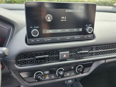 Certified 2023 Honda HR-V LX image 26