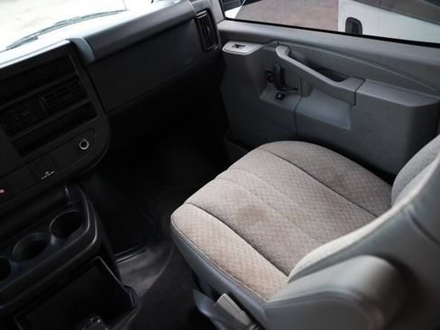 Used 2021 Chevrolet Express 2500 w/ Driver Convenience Package RWD image 21